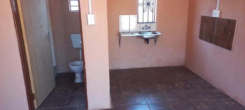 8 Bedroom Property for Sale in Mabopane North West